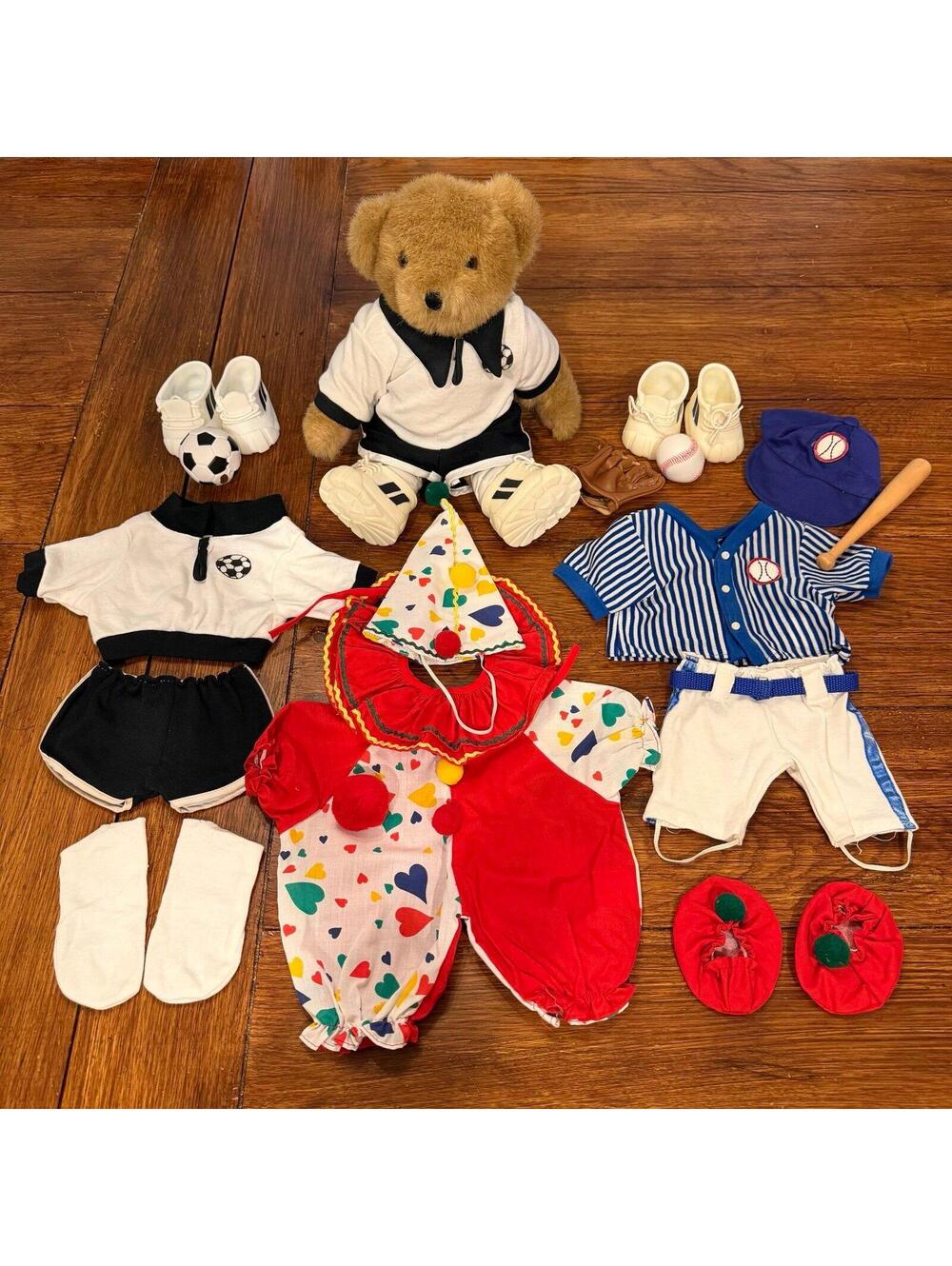 Vintage Tender Heart Treasure Bear Plush & Outfit Lot Sports